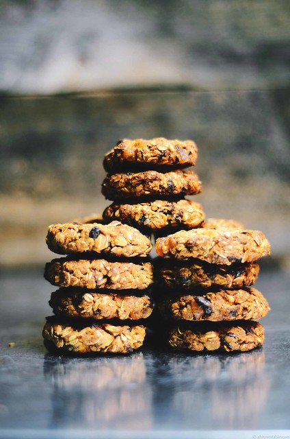 Dried Apricot and Fig Almond Oatmeal Cookies | A Brown Table